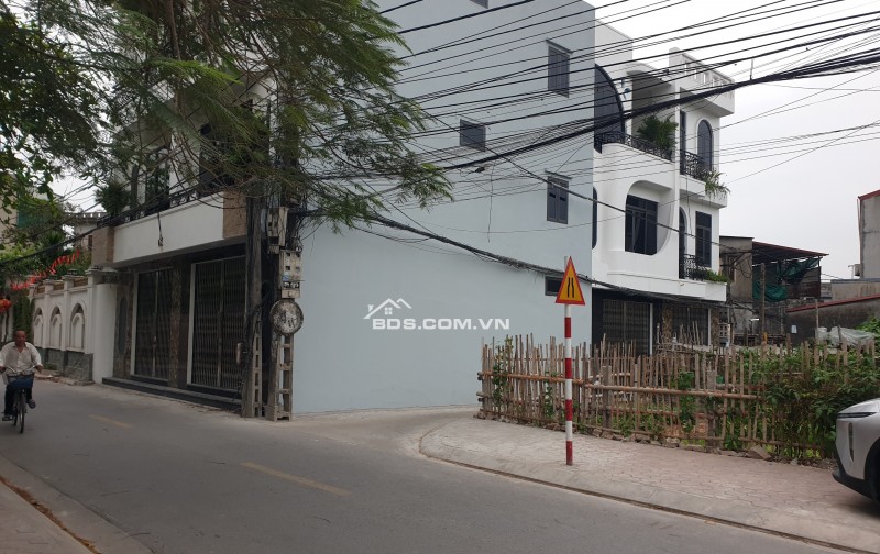 BÁN NHÀ ĐẸP 2.4 TỶ 3 TẦNG 50M2 ( TÂY BẮC ) NGÕ NGẮN KHU ĐỒNG QUÝT