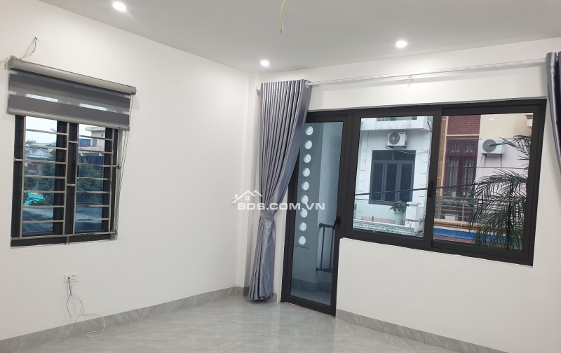 BÁN NHÀ ĐẸP NGÕ 2 Ô TÔ TRÁNH NHAU 3 TẦNG 70M2 TRẦN BÍCH SAN GIÁ 4 TỶ