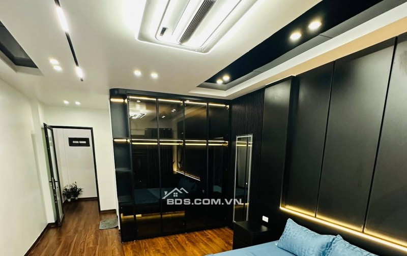 Bán Nhà Gần Phố Cự Lộc, Thanh Xuân 35m, 4 tầng, mt 4m, giá 10.85 tỷ.