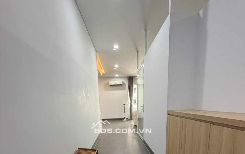 Chính chủ cho thuê căn hộ lô góc The Everrich 1, DT 100m2, 2PN + 2 WC, giá 19tr/tháng