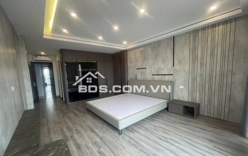 HIẾM! NHÀ NGỌC THỤY – THANG MÁY – Ô TÔ NGỦ TRONG NHÀ – FULL NỘI THẤT – Ở NGAY