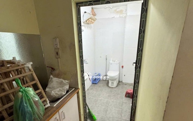LÔ GÓC- NGÕ OTO THÔNG KINH DOANH- VF3 PHÓNG- VÀI BƯỚC RA PHỐ- SẦM UẤT