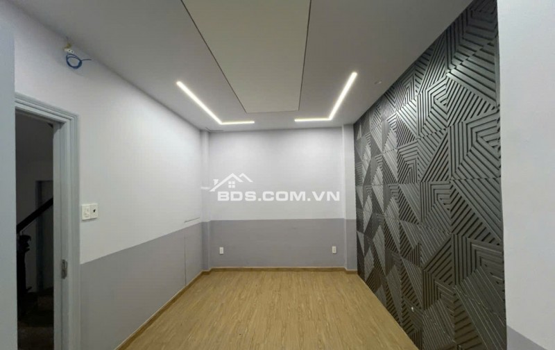 ĐỘC QUYỀN: CHO THUÊ NHÀ 39 TRẦN KHÁNH DƯ, TÂN ĐỊNH, QUẬN 1. DT 100M 3 LẦU. LH:0937133343.