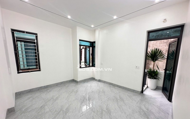 BÁN NHÀ ĐẸP 2.7 TỶ 3 TẦNG XÂY MỚI 54M2  NGÕ TRẦN NHÂN TÔNG