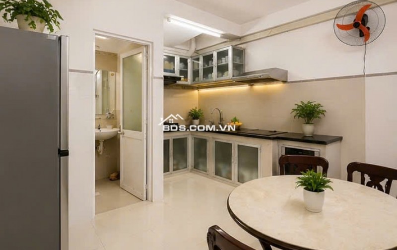 Bán đất tặng nhà hẻm 1 sẹc 8m Nguyễn Văn Khối 72m2 ngang 4m gần CV Làng Hoa chỉ 8 tỷ.