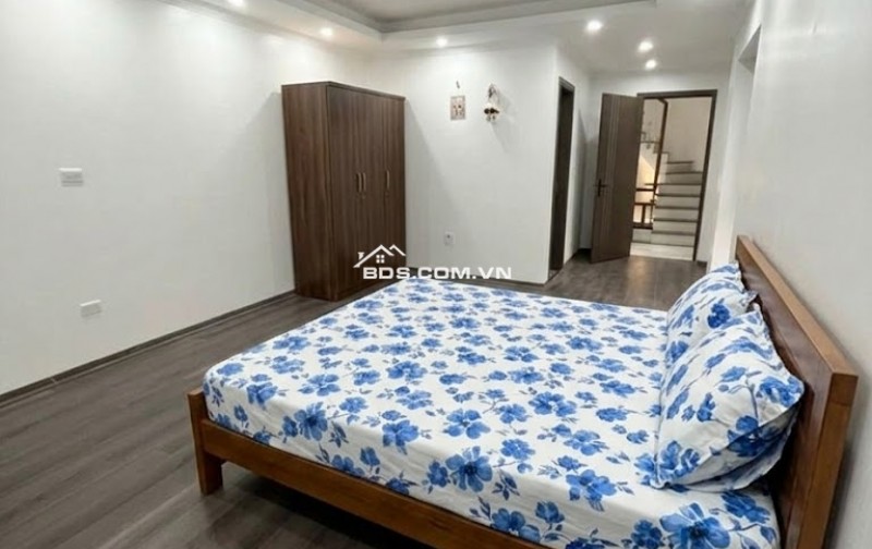  NHÀ ĐẸP SÀI ĐỒNG – 7 TẦNG THANG MÁY – Ở SƯỚNG, KINH DOANH ĐỈNH