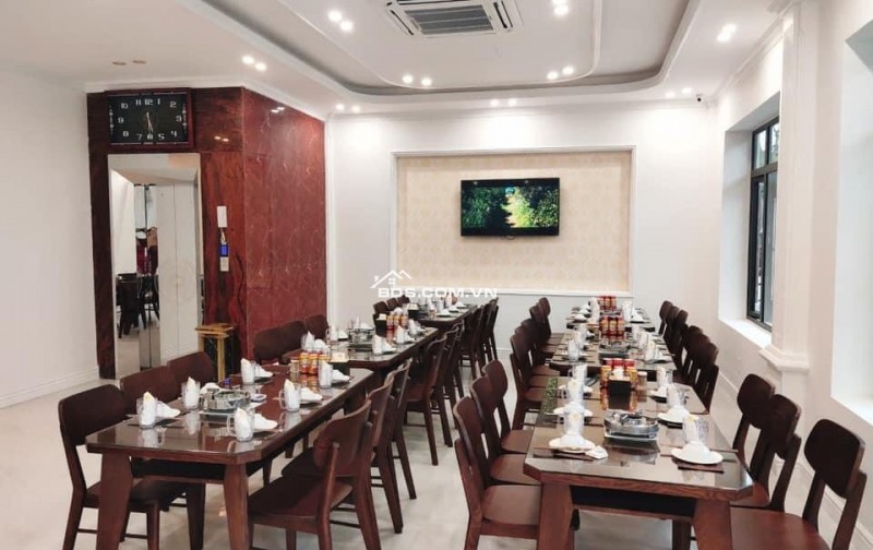 Bán khách sạn mặt biển Sầm Sơn, Thanh Hóa