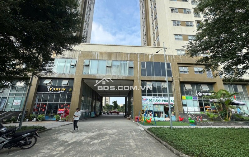 2xtr/m2 - Bán sàn VP 550m2 tầng 2 chân đế chung cư, gần trường đại học, lối đi riêng