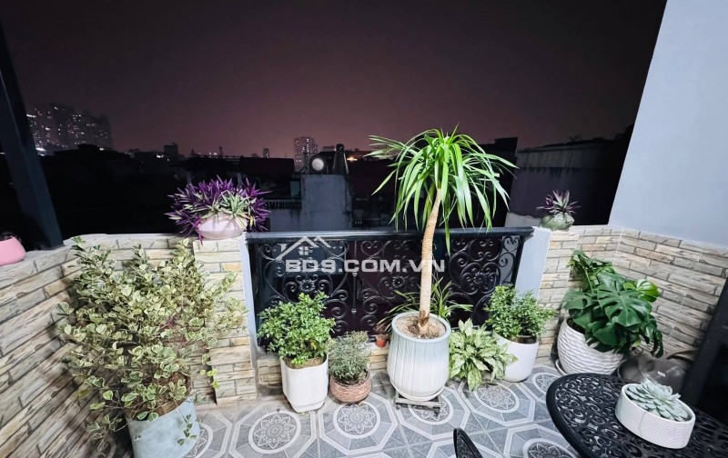 Bán Nhà Ngõ Ô TÔ, Võ Thị Sáu, Hai Bà Trưng 40m, 7 tầng, mt 4m, giá 22.5 tỷ.