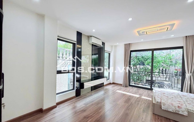 Bán Nhà Lô Góc, Thang Máy Lê Trọng Tấn, Thanh Xuân 41/45m, 6 tầng, mt 5m, giá 14.8 tỷ.