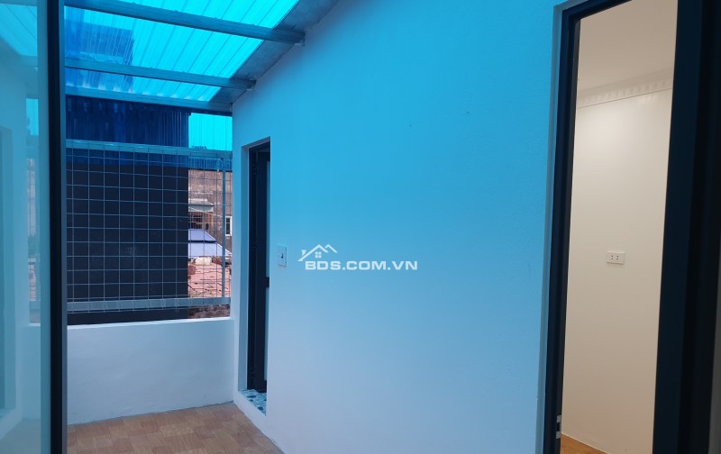 BÁN NHÀ ĐẸP 1.78 TỶ 2.5 TẦNG 40M2 NGÕ ĐƯỜNG TRƯỜNG CHINH