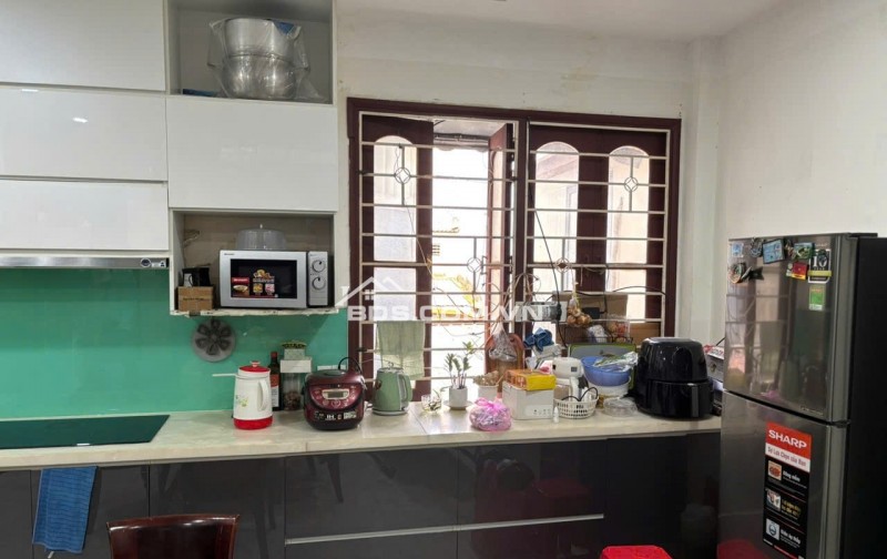 Bán nhà MT 122 Nguyễn Văn Cừ Q1 vị trí siêu đẹp tiện kinh doanh