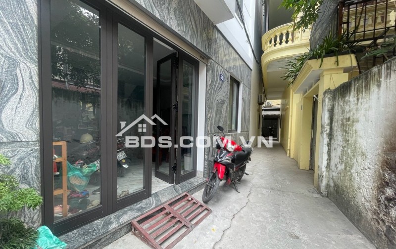 Nhà mới 6 tầng, thang máy, full nội thất cao cấp vào ở ngay