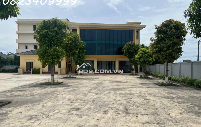 Cho thuê nhà xưởng 5300m2 và nhà điều hành 150m2/sàn x3 sàn tại Phủ Lý, Hà Nam