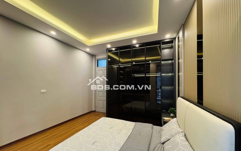 Bán Nhà Lô Góc, Thang Máy Lê Trọng Tấn, Thanh Xuân 41/45m, 6 tầng, mt 5m, giá 14.8 tỷ.