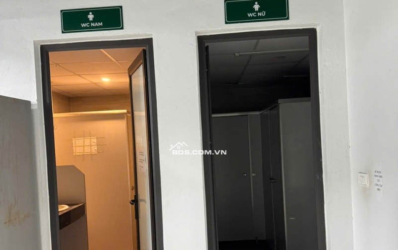 2xtr/m2 - Bán sàn VP 550m2 tầng 2 chân đế chung cư, gần trường đại học, lối đi riêng