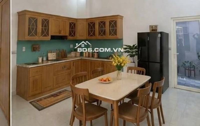 HXH 8M KHU DÂN TRÍ -4 TẦNG BTCT- HOÀN CÔNG ĐỦ- 100M RA QL1A -SANG GÒ VẤP 5 PHÚT- CHỦ MỚI SƠN SỬA TÚT TÁT LẠI MỚI COONG- NAY CHỦ BAY VỀ MỸ NÊN BÁN LẠI