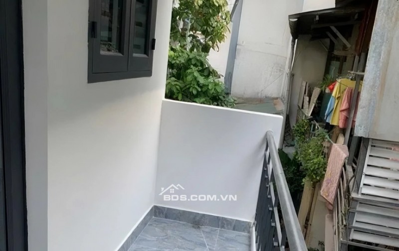 NHÀ GẦN TRƯỜNG – 40M2 – PHÙ HỢP GIA ĐÌNH CÓ CON NHỎ – TRUNG TÂM BÀN CỜ, QUẬN 3