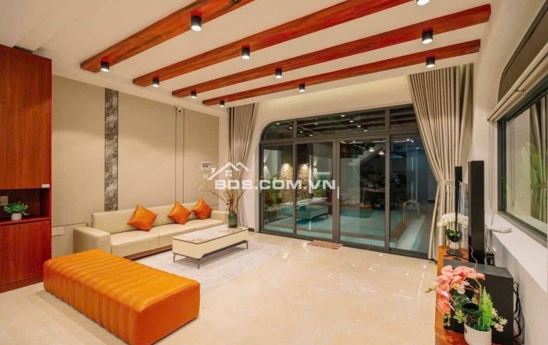 Biệt thự 2 mặt tiền Nam Việt Á