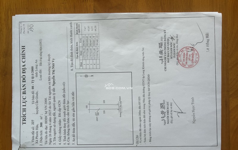 Đất Sát bên Khu CN Cầu Tràm, cách Cho Bình Chánh 3 km , đường xe hơi vào được ,lộ giới 5m, dự phong 18m .full thổ cư