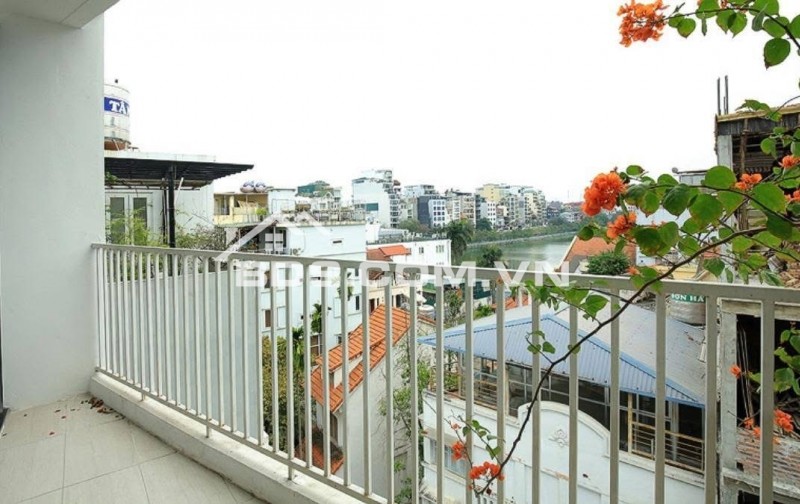 CHÂN DÀI APARTERMENT PHỐ XUÂN DIỆU CẦN  ĐẠI GIA RƯỚC VỀ GẤP-DIỆN TÍCH SIÊU KHỦNG ~200m2-MẶT TIỀN ĐÁ BÓNG-GẤP ĐÔI NHÀ HÀNG XÓM ~10m