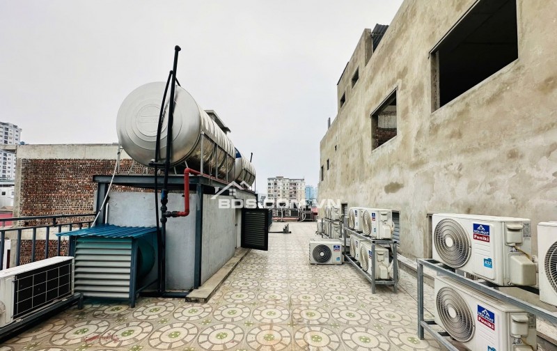 GIÁ RẺ BẤT NGỜ-CHỈ 1 CĂN DUY NHẤT TẠI PHỐ NGUYỄN NGỌC VŨ-TRUNG TÂM CỦA TRUNG TÂM - 35 PHÒNG KHÉP KÍN - KHAI THÁC ĐỈNH NÓC KỊCH TRẦN 2.2 TỶ/NĂM-Ô TÔ ĐỖ CỬA KHÔNG KỂ NGÀY ĐÊM-