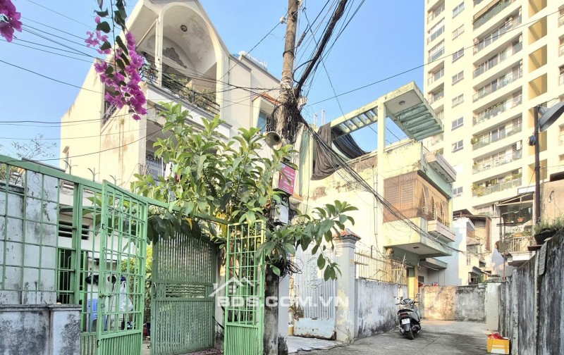 6 Tỷ 9 - Hẻm Xe Hơi - 115m² - Phạm Văn Đồng - P3- 3 Tầng - thu 35tr/th