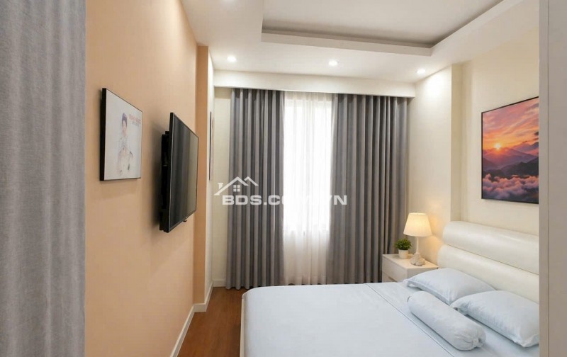 Nhà đẹp HXH Trần Bình Trọng,-3,2×9M-Q5 – 4 tầng – giá 6,3 tỷ TL