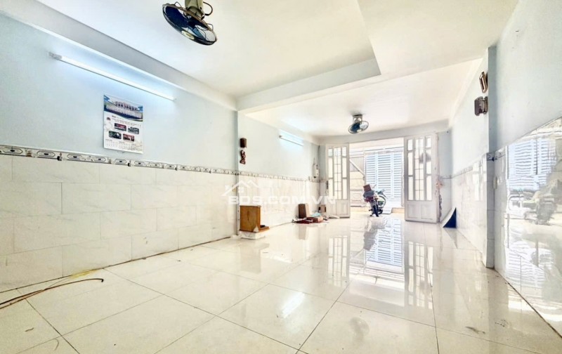 HXH 6M NƠ TRANG LONG – BÌNH THẠNH- 4,1×18M -SÁT MẶT TIỀN – CHỈ 8,9 tỷ