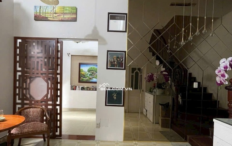 ĐẶNG DUNG- Q1 – NGANG LỚN 9.6M – SẴN DÒNG TIỀN – 17 TỶ 9