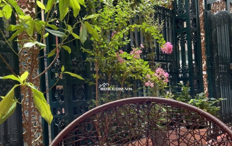 ĐẶNG DUNG- Q1 – NGANG LỚN 9.6M – SẴN DÒNG TIỀN – 17 TỶ 9