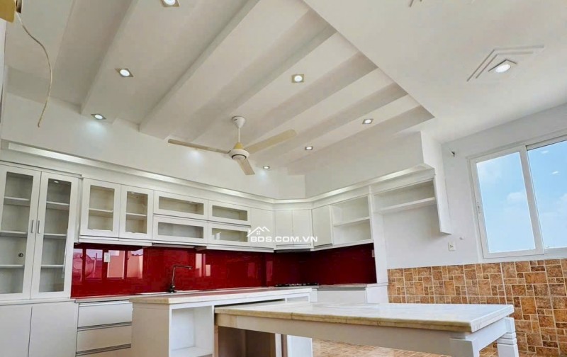 SÁT BÀU CÁT – HXH THÔNG – NHÀ 5 TẦNG – 5M NGANG HIẾM CHỈ 15 TỶ TL