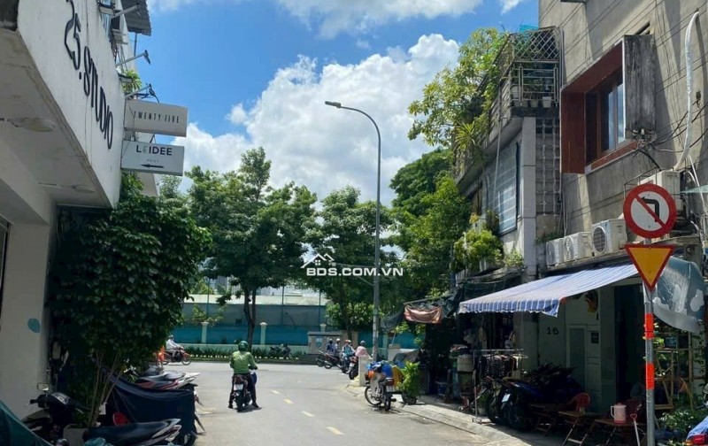 MT THẠCH THỊ THANH – DT 7.2×14M – QUẬN 1 CHỈ 43 TỶ