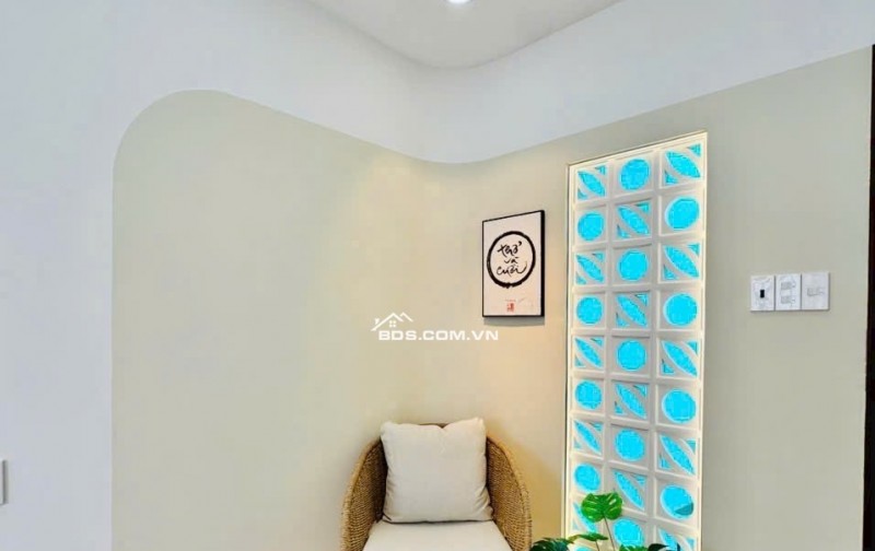 CHỐT NHÀ THÍCH QUẢNG ĐỨC – PHÚ NHUẬN – 3,05×15M – 4 TẦNG BTCT – 5PN – 7.75 TỶ