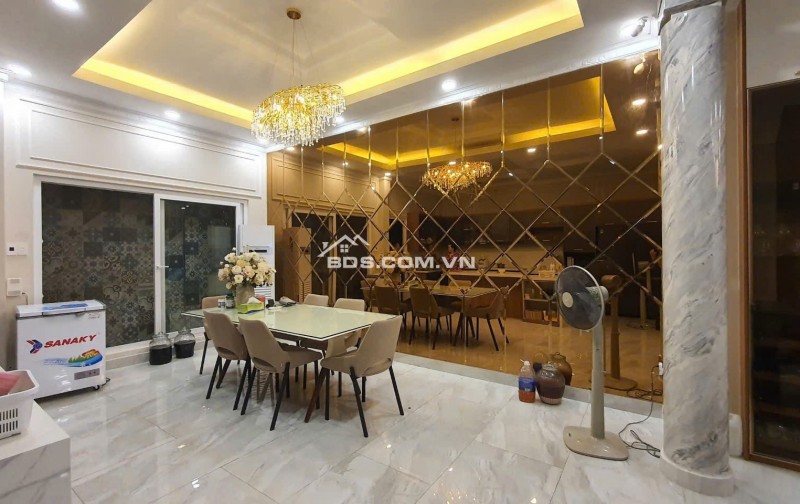 BIỆT THỰ 6.4×17.9M VÕ THỊ SÁU – QUẬN 1 – CHỈ 28.5 TỶ