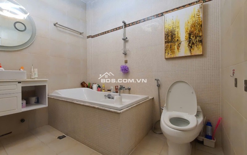 BIỆT THỰ 6.4×17.9M VÕ THỊ SÁU – QUẬN 1 – CHỈ 28.5 TỶ