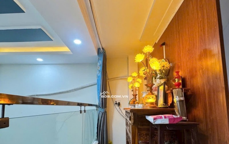 NHÀ 3 TẦNG GẦN MT Đ.359, PHƯỚC LONG B  4.4 tỷ Kết cấu: 1 trệt, 1 lửng, 1 lầu – 3PN, 2WC