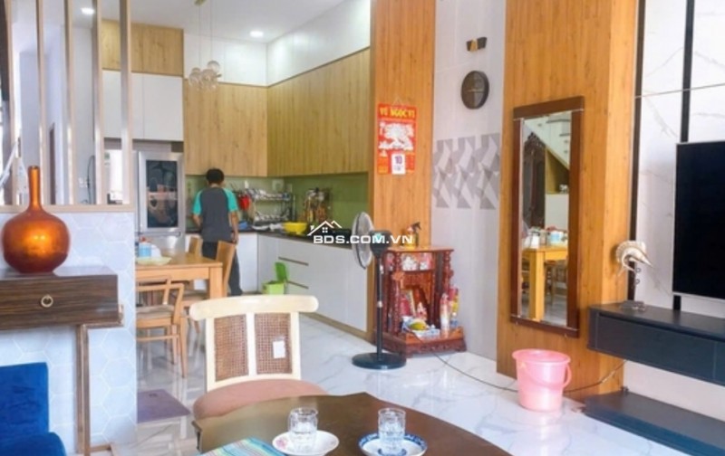 Nhà bán đường số 6 - 106m2 - 3 Tầng - p.Long Bình - Thủ Đức