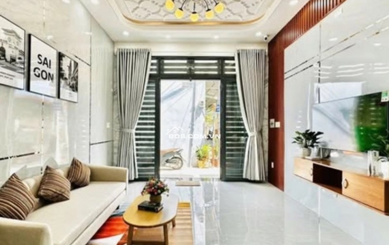 Bán nhà Phạm VĂn Bạch, Tân Bình, 64m2, hẻm xe hơi, 4 tỷ