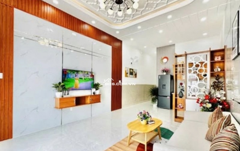 Bán nhà Phạm VĂn Bạch, Tân Bình, 64m2, hẻm xe hơi, 4 tỷ