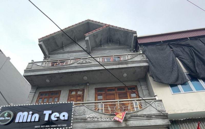 Cho thuê nhà riêng ở Đức Thượng, Hoài Đức, 3 tầng, 140m2/sàn, mặt tiền 4m, mặt đường liên xã rộng 5m