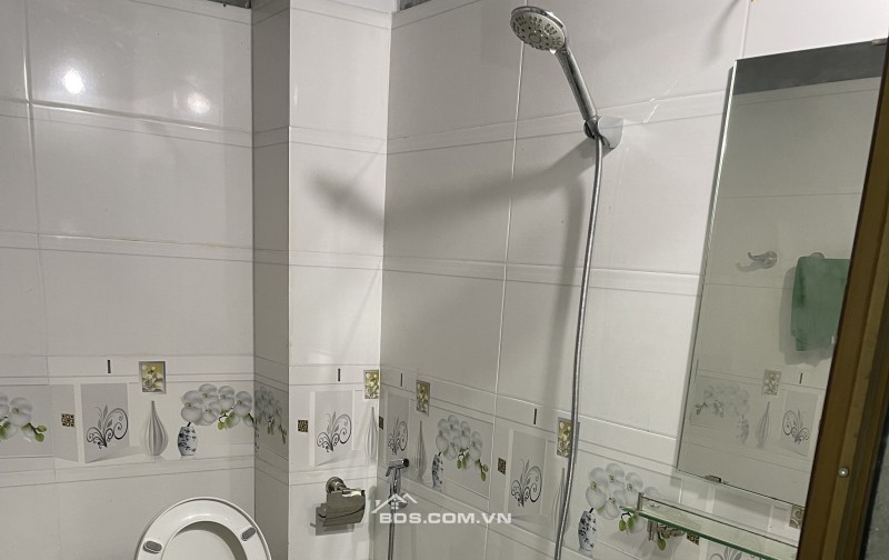 Cho thuê nhà riêng ở Đức Thượng, Hoài Đức, 3 tầng, 140m2/sàn, mặt tiền 4m, mặt đường liên xã rộng 5m