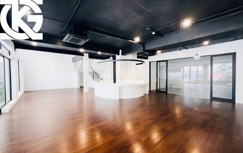 Cho Thuê Nhà Mặt Tiền: 38A Nguyễn Thị Diệu - Quận 3 - 12.7x18m