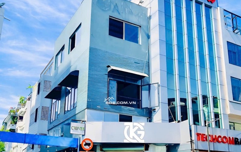 Cho Thuê Nhà GÓC 2MT: 423 Sư Vạn Hạnh - Quận 10 - 3.7x15m, 4 tầng