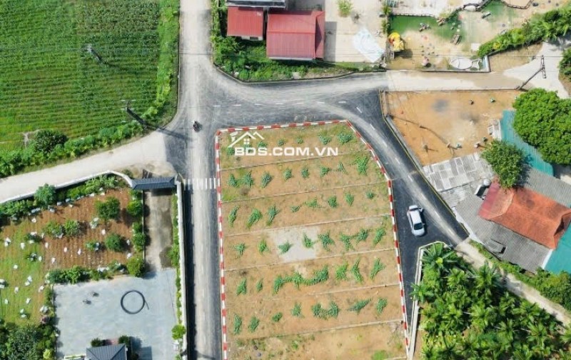 Chỉ 650tr sở hữu ngay 1 bds 2 mặt tiền tại trung tâm thành phố hoà bình tiện ích xung quanh