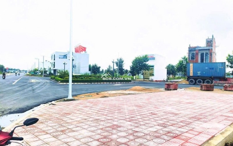 Bán đất chính chủ ,ngay trung tâm TP THỦ THỪA LONG AN