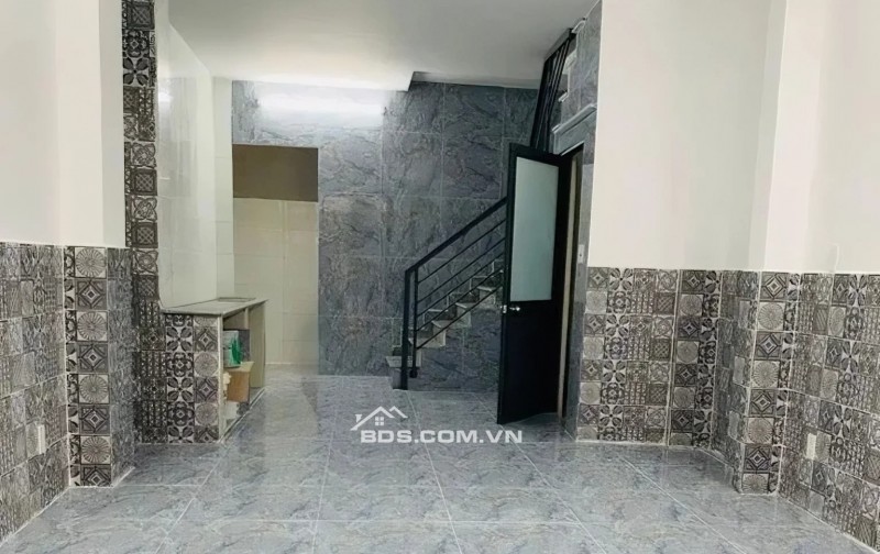 NHÀ GẦN TRƯỜNG – 40M2 – PHÙ HỢP GIA ĐÌNH CÓ CON NHỎ – TRUNG TÂM BÀN CỜ, QUẬN 3