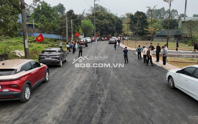 CĐT đất nền Hòa Lạc giá đầu tư F0 DT 100m2-300m2 nhiều vị trí đẹp và uy tín: Giá từ 2 tỷ-3 tỷ-4tỷ