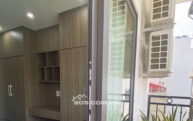 Cho thuê căn hộ cao cấp (1 ngủ + 1 khách) tại Lạc long Quân - Tây hồ, DT 41-43m2