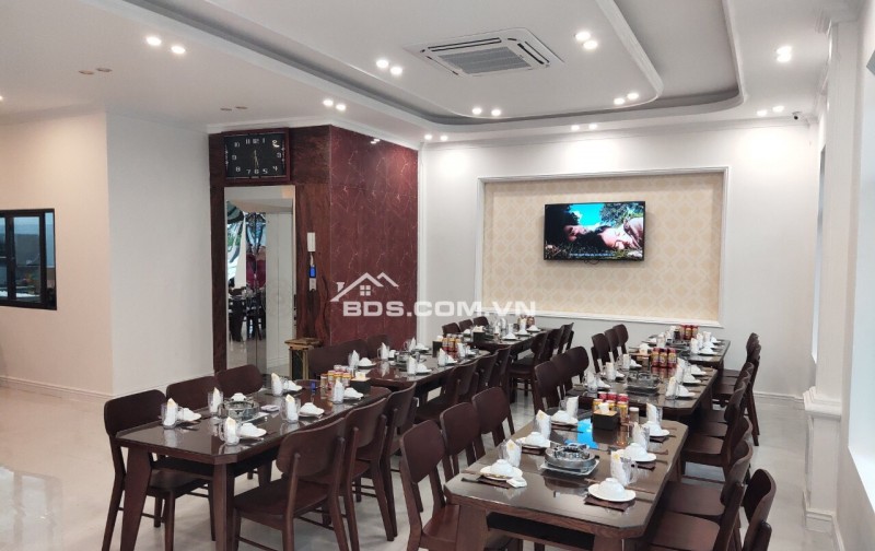 Bán khách sạn mặt biển Sầm Sơn, Thanh Hóa